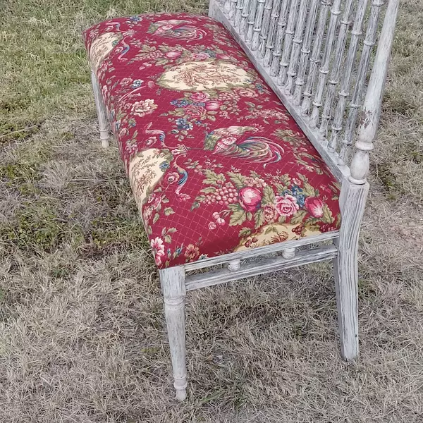 Silla Escaño De Nogal Torneada Tapizado En Jacquard 1940