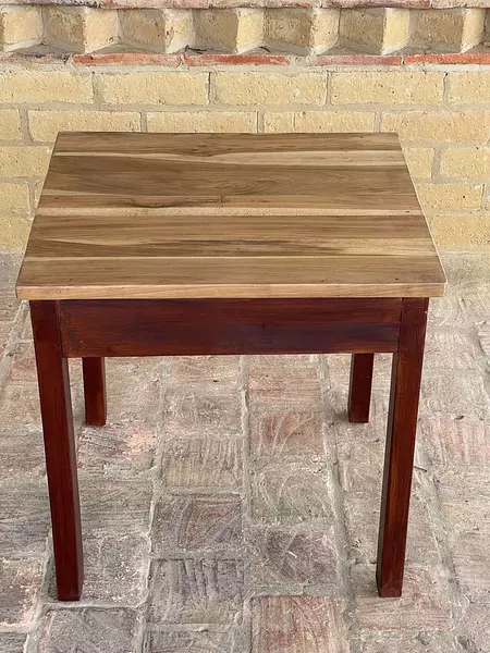 Mesa Con Encimera Veteada