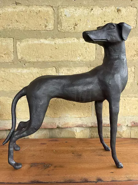 Figura De Perro Galgo En Hierro