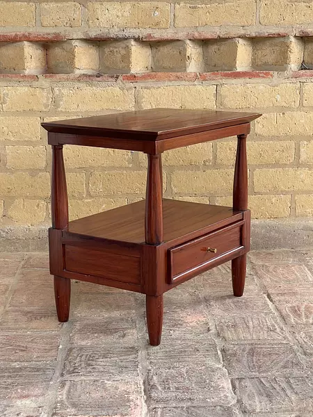 Mesa Auxiliar Madera Flor Morado