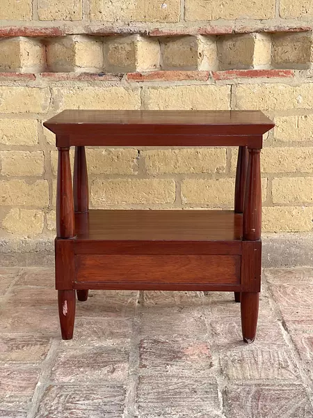 Mesa Auxiliar Madera Flor Morado