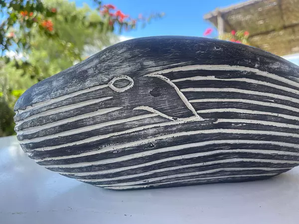 Ballena Tallada En Madera