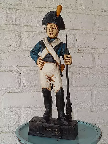 Figura Tallada En Madera De Soldado Francés 1970