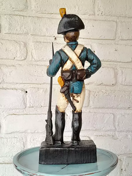 Figura Tallada En Madera De Soldado Francés 1970