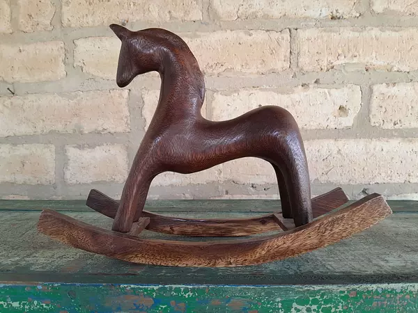 Caballo Tallado En Madera Artesanal