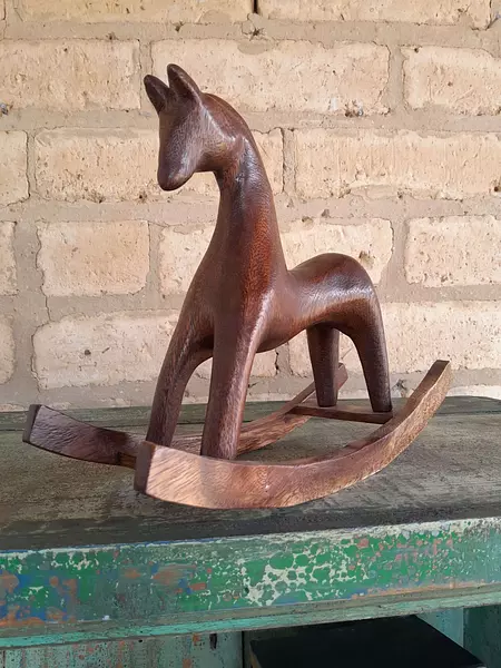 Caballo Tallado En Madera Artesanal