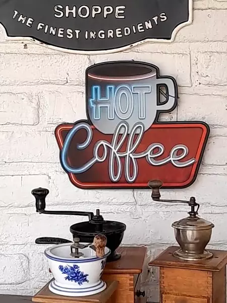 Letrero Hot Coffee