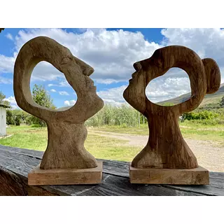 Esculturas Caras De Mujer Y Hombre En Madera - India 2020