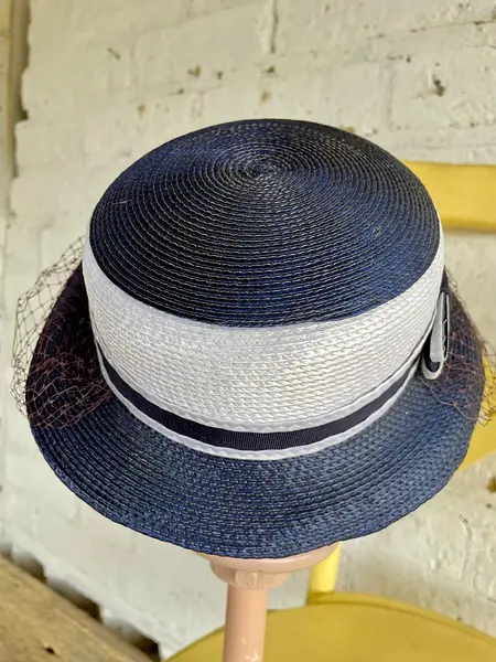 Sombrero Con Malla De Tul - 1960