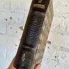 Caja Con Forma De Libro Antiguo "Le Poteger"