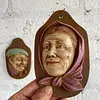 Rostro De Abuelos En Alto Relieve