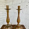 Pareja Candelabros Pintura Desgastada - India 1980