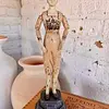 Maniquí Sobre Pedestal Y Brazos Articulados