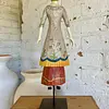Figura De Muñeca Artesanal Sobre Pedestal