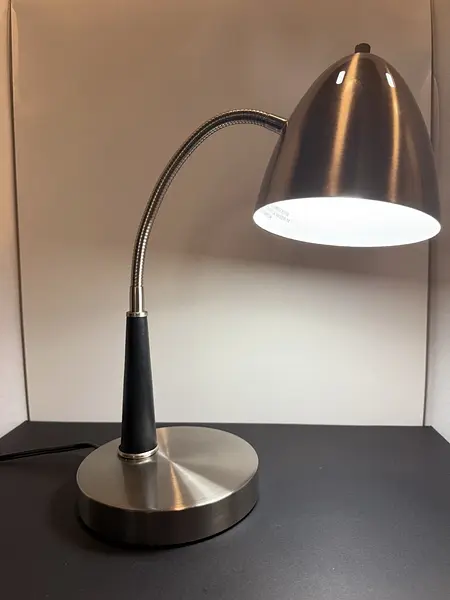 Lámpara De Escritorio Cuello De Cisne Flexible