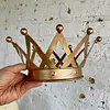 Corona Metálica De Puntas Entrelazadas Terminadas En Esferas