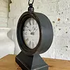 Reloj De Pila Ovalado Con Caja De Madera