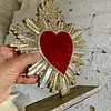 Corazón Kitsch De Rayos Espejados Sobre Base Dorada