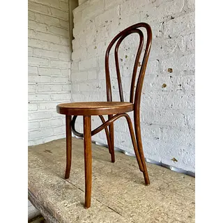 Silla Estilo Thonet Con Asiento Tejido - Rumania 1960
