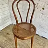 Silla Estilo Thonet Con Asiento Tejido - Rumania 1960
