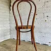 Silla Estilo Thonet Con Asiento Tejido - Rumania 1960