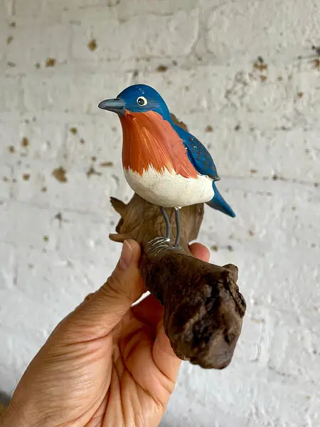 Pájaro Azulejo Sobre Tronco Natural - U.S.A. 2000