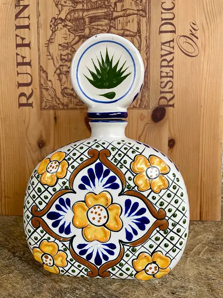 Licorera Artesanal Talavera Poblana - México 2020