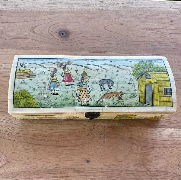 Caja De Madera Cubierta De Hueso De Camello 1970