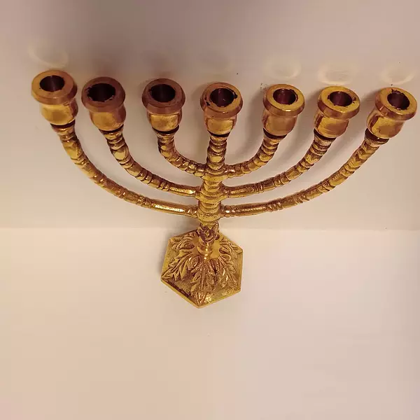 Candelabro Menorah 7 Brazos Dorado