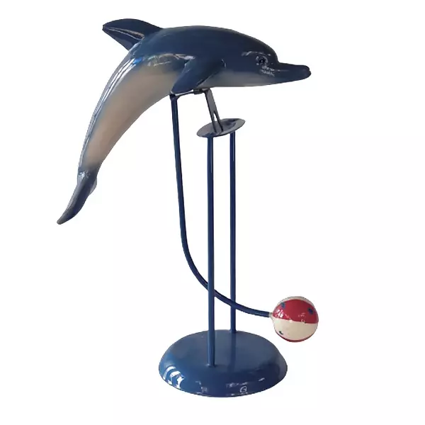 Balancin De Delfin Con Una Pelota