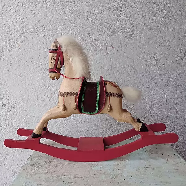 Caballo De Madera