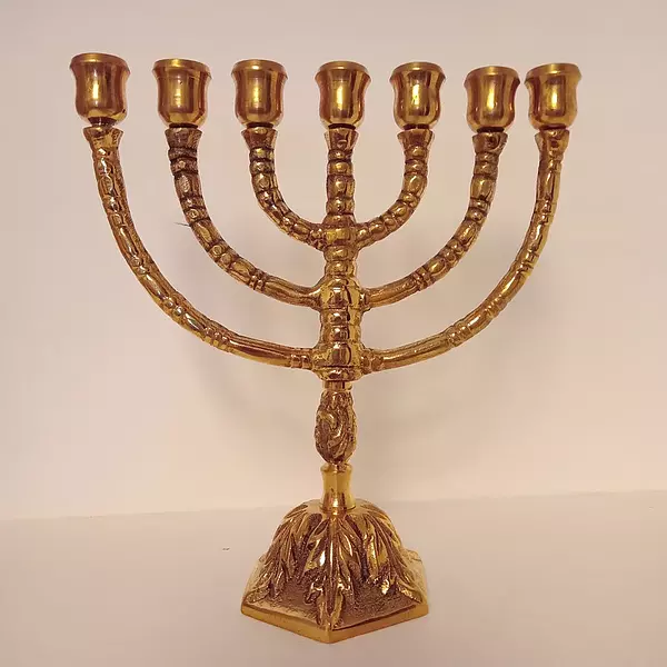 Candelabro Menorah 7 Brazos Dorado