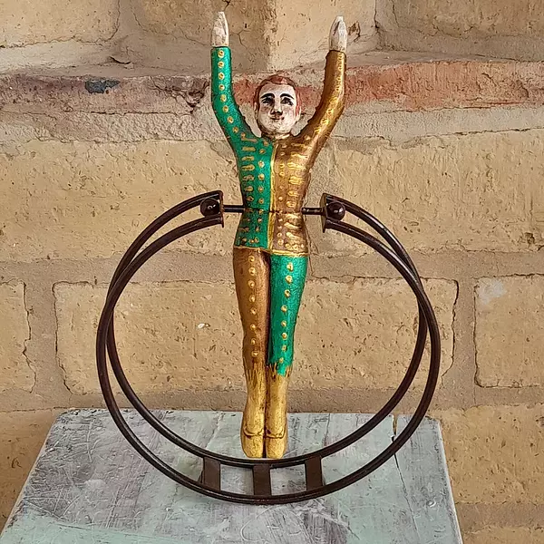 Escultura De Circo