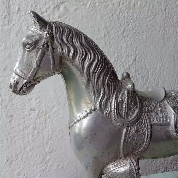 Caballo De Aluminio Emblema De Capot